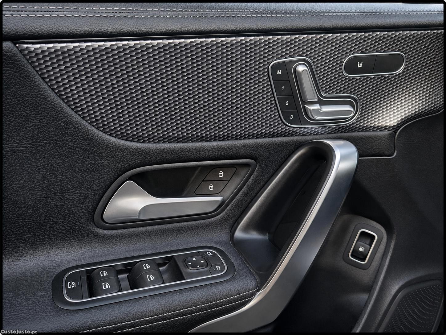 Mercedes-Benz CLA 250 e Shooting Brake 8G-DCT 218 cv | Bancos com massagem | Histórico — fotografia 7