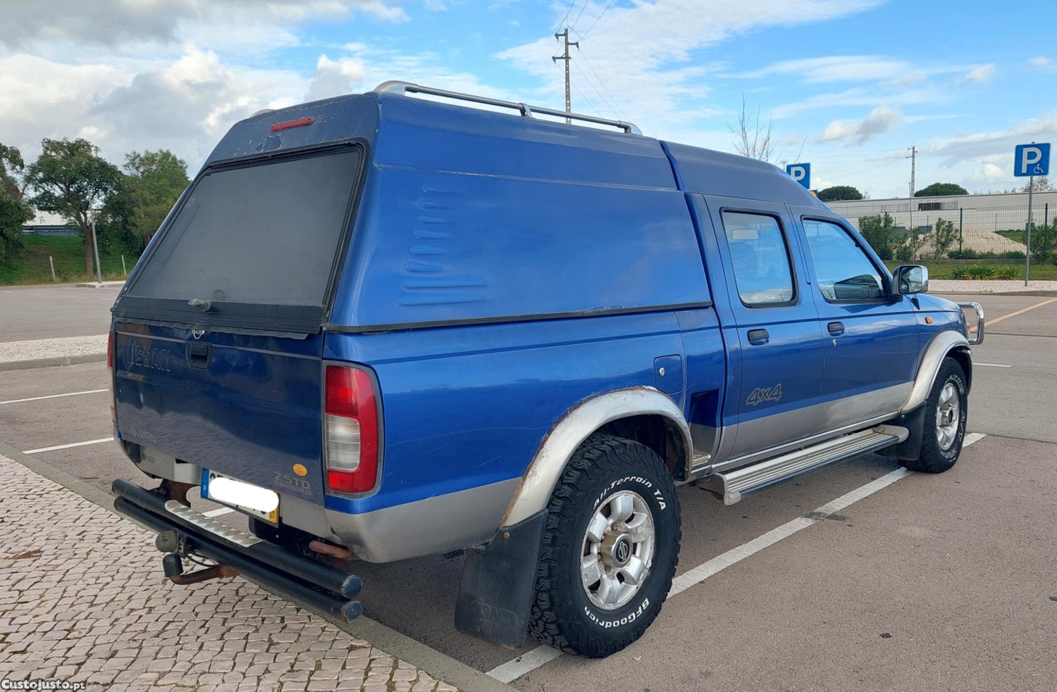 Nissan Navara 2.5TD Intercooler 4x4 versão Longa — fotografia 4
