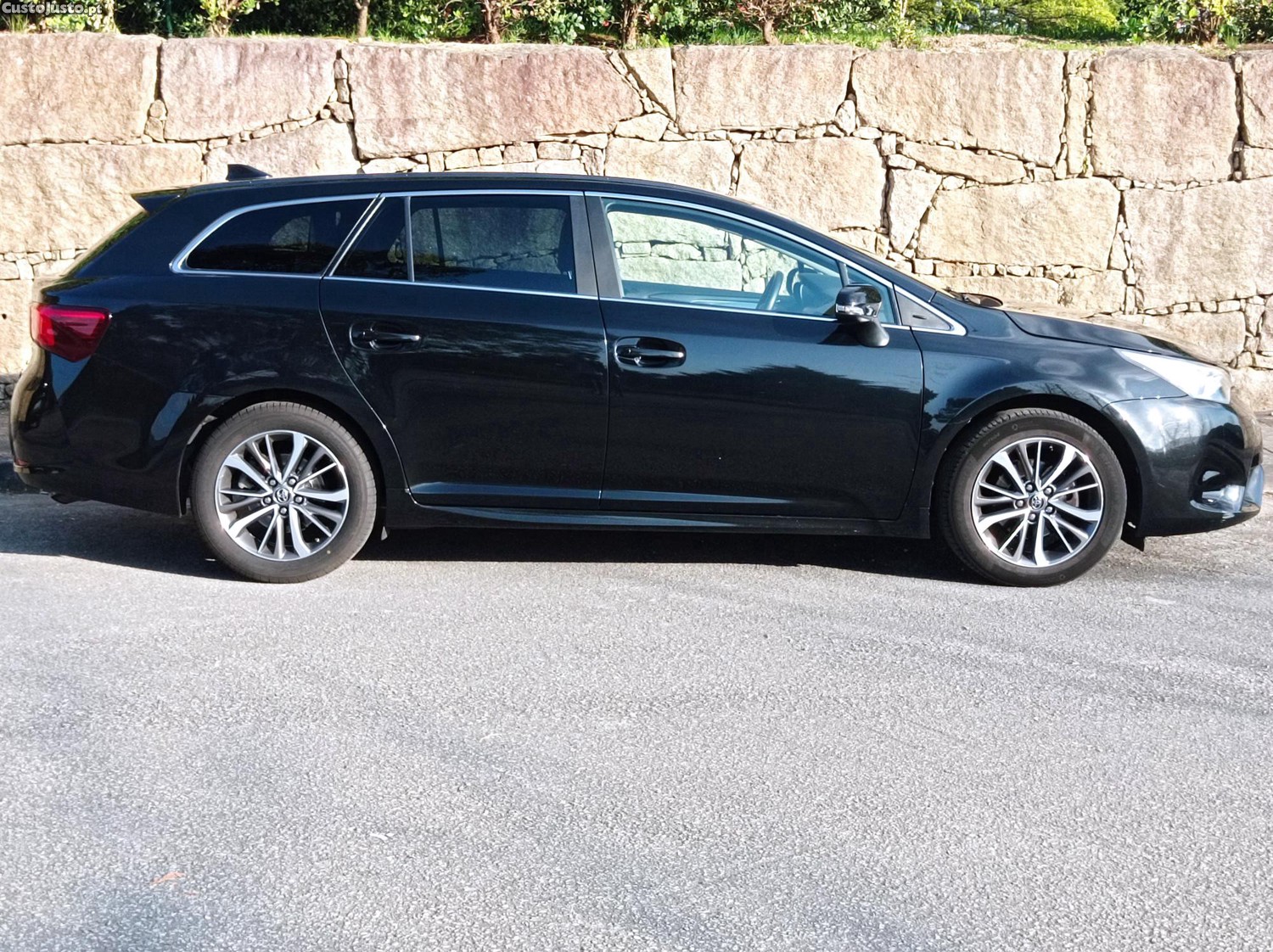 Toyota Avensis 1.6 D-4D- Com Garantia - 15 foto 3
