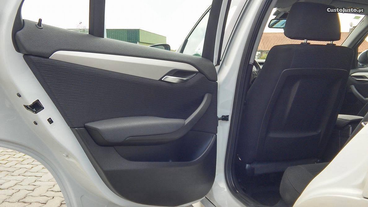 BMW X1 Sdrive — fotografia 8