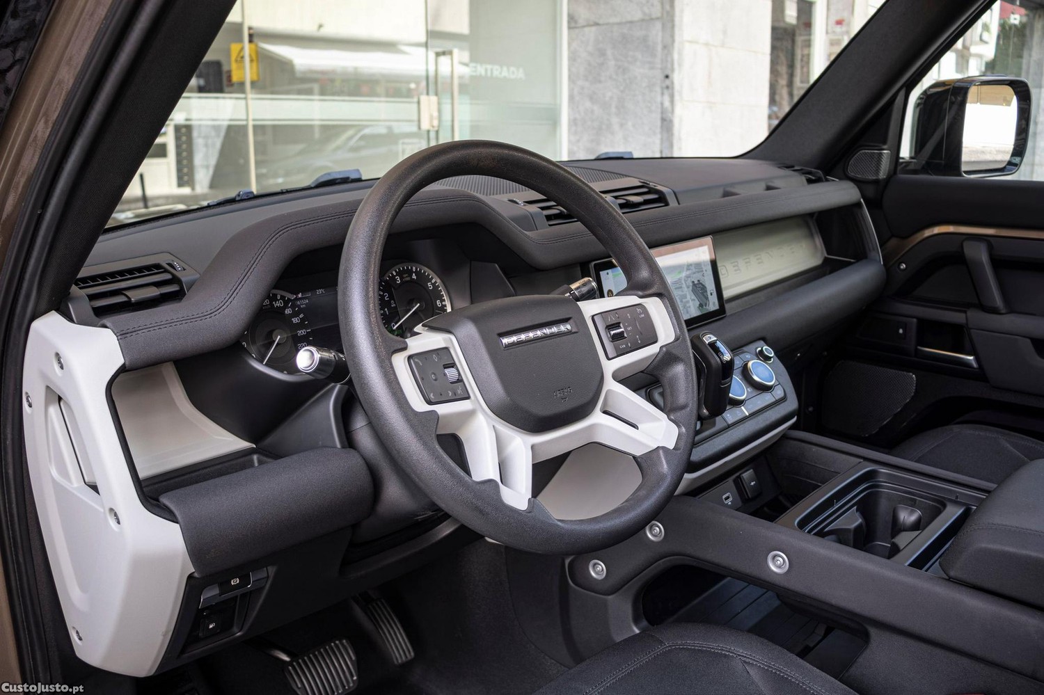 Land Rover Defender 2.0 P400e 110 AWD X-Dynamic S — fotografia 24
