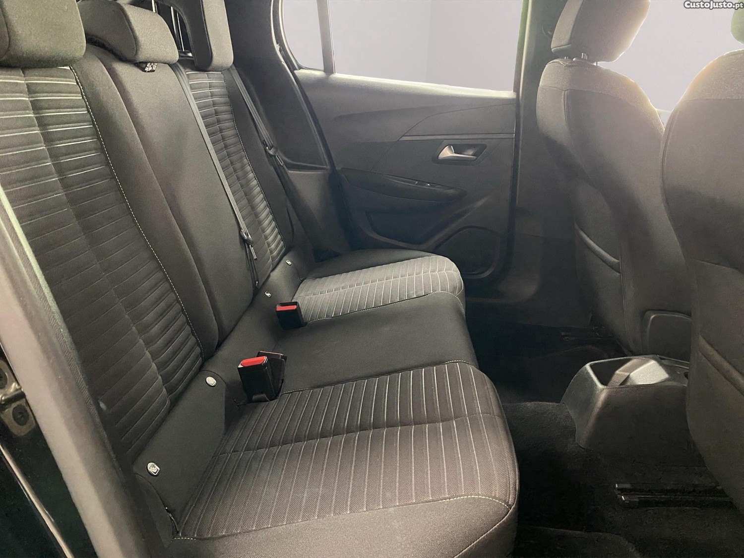 Peugeot 208 1.2 PureTech Active — fotografia 4