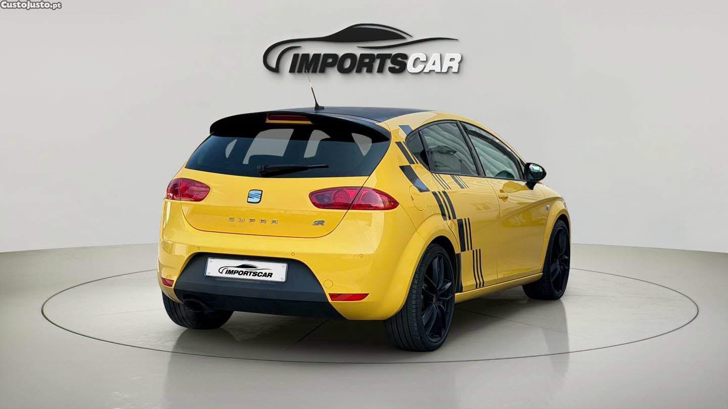 SEAT Leon 2.0 TSi Cupra R — fotografia 15