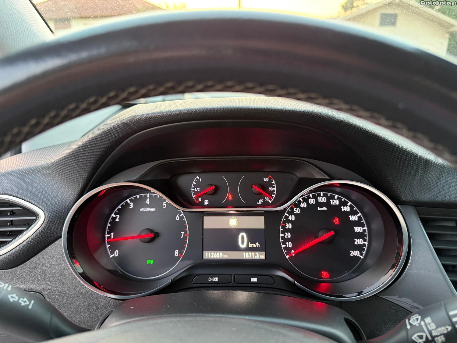 Opel Crossland X 1.2 Business Edition — fotografia 9