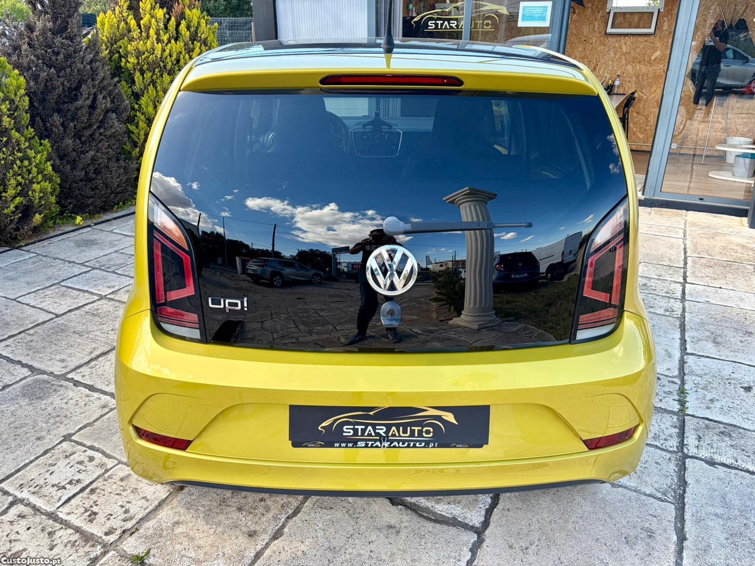 Volkswagen Up! 1.0 Automatico 69000km — fotografia 8