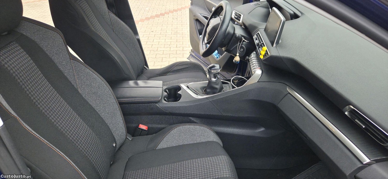 Peugeot 3008 1.6 bluehdi 120cv — fotografia 4