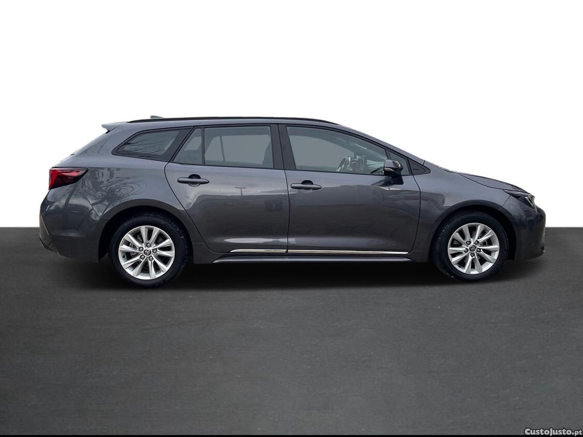 Toyota Corolla TS 1.8 Hybrid Comfort — fotografia 4