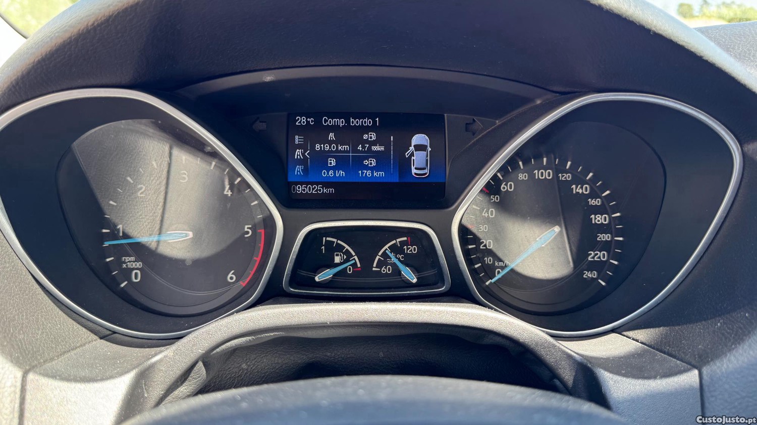 Ford Focus SW 1.5 TDCI TREND+ — fotografia 5