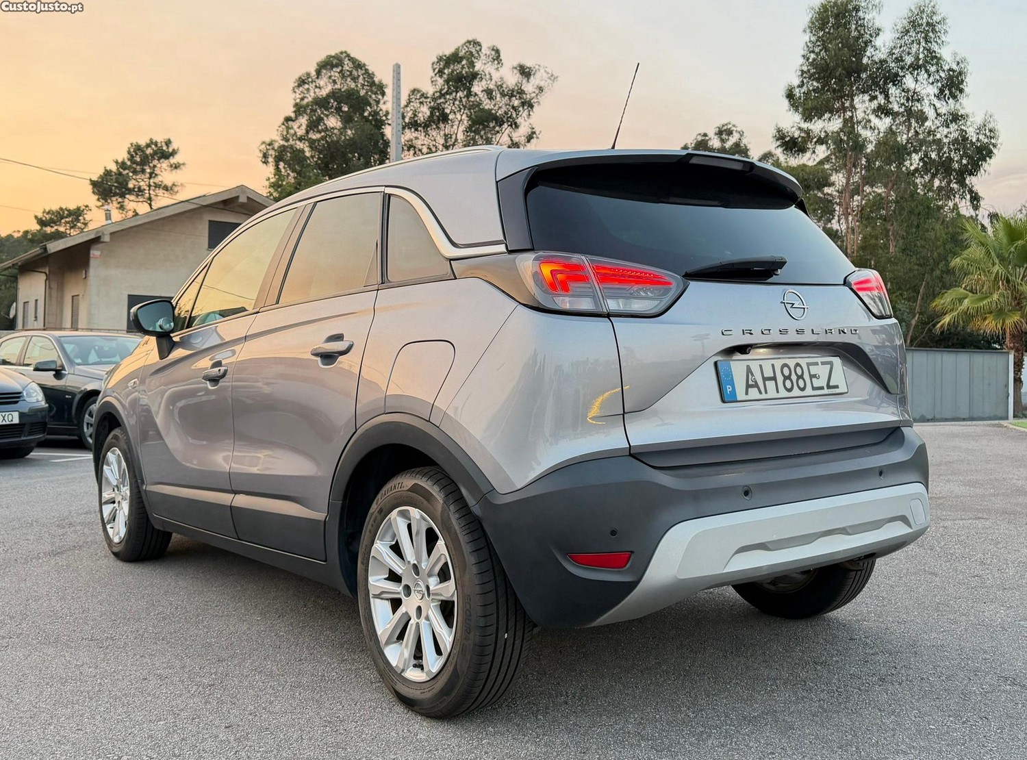 Opel Crossland X 1.2 Business Edition — fotografia 28