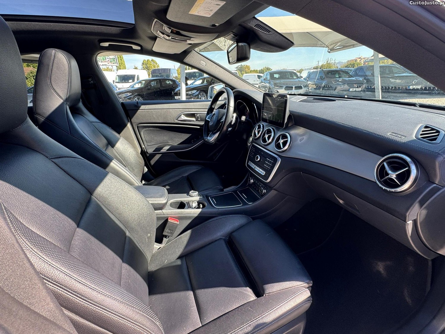 Mercedes-Benz CLA 200 d Shooting Brake AMG Line Aut. — fotografia 7