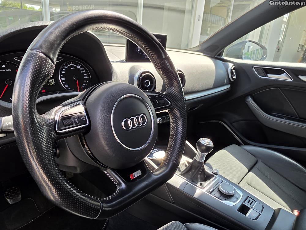 Audi A3 1.6 TDI S-line — fotografia 14