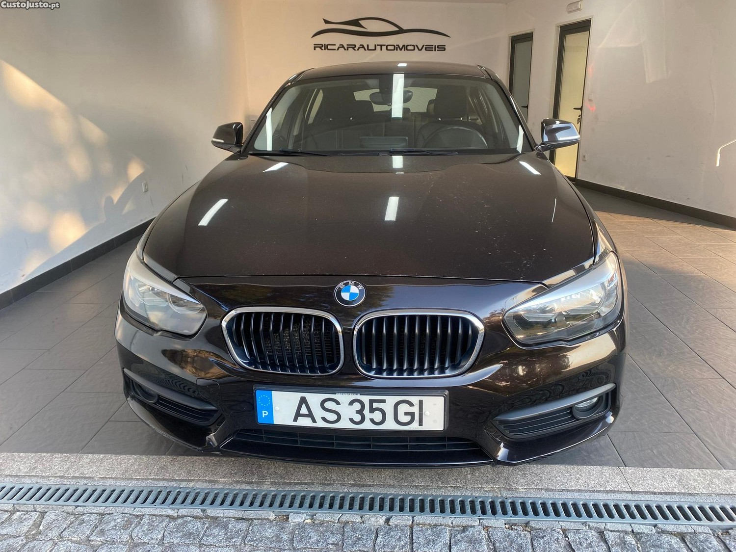 BMW 116 d EfficientDynamics Line Sport — fotografia 11