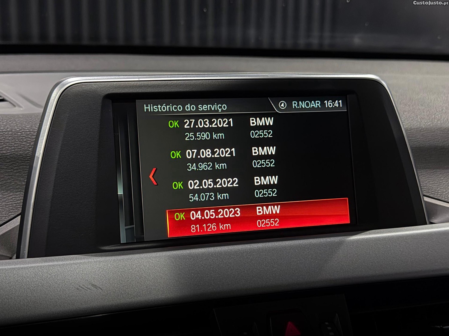 BMW X1 16 d sDrive Auto — fotografia 4