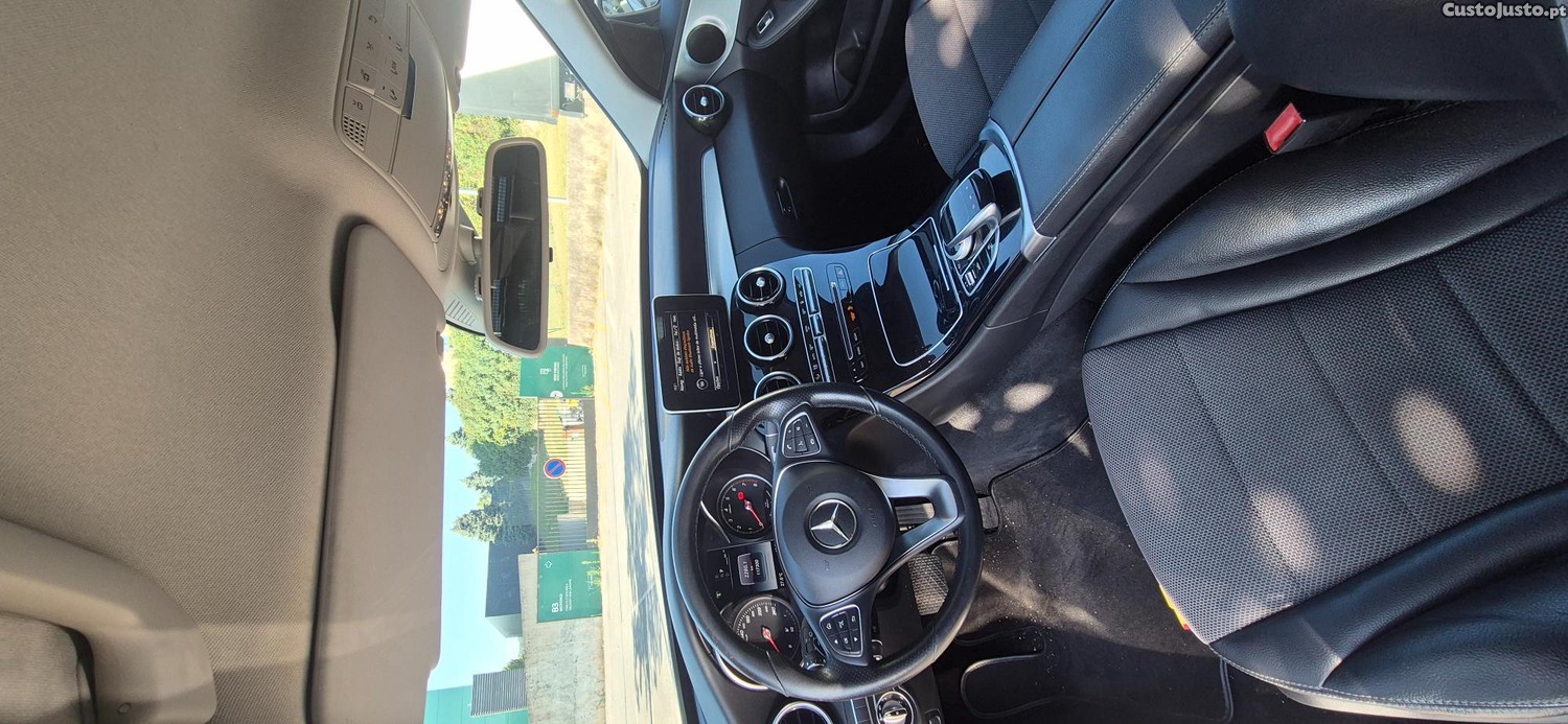 Mercedes-Benz C 350 350 E — fotografia 6