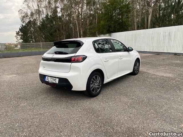 Peugeot 208 1.5 BlueHDI 102 Cv** Caixa de 6 Velocidades** — fotografia 9