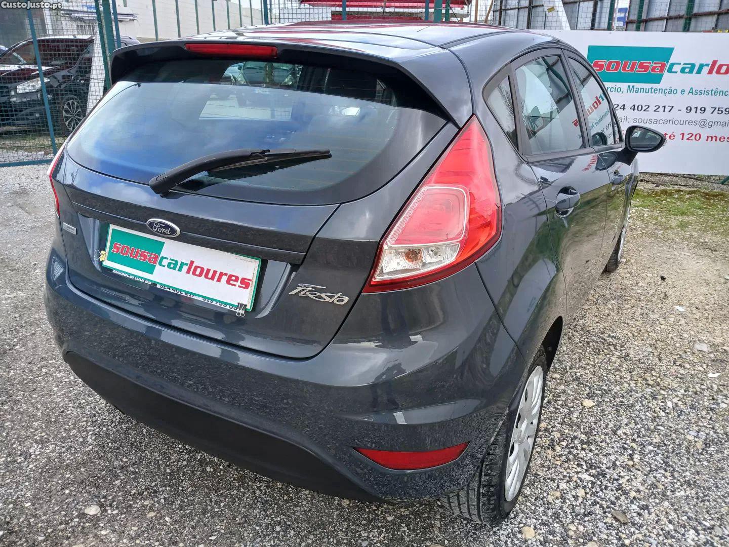 Ford Fiesta 1.5 tdci trend — fotografia 16