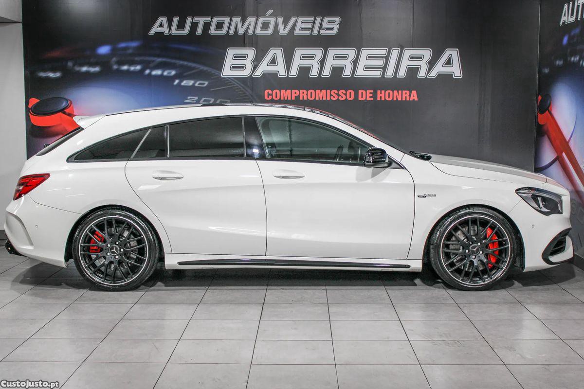 Mercedes-Benz CLA 45 AMG Shooting Brake 4-Matic — fotografia 11