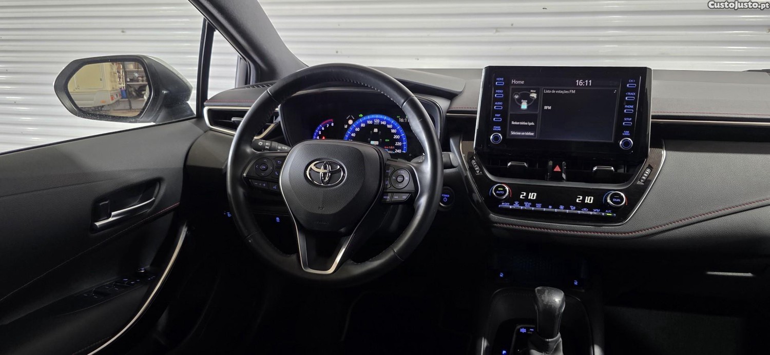 Toyota Corolla 2.0 Hybrid Exclusive — fotografia 11