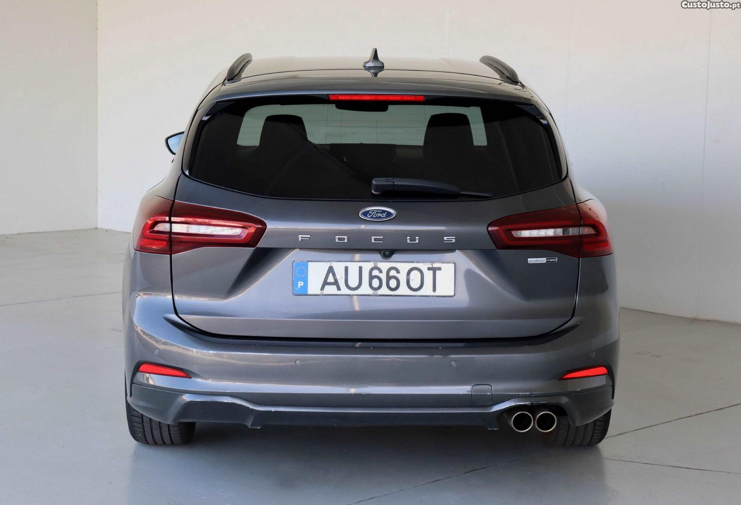 Ford Focus SW 1.0 EcoBoost MHEV ST-Line — fotografia 25