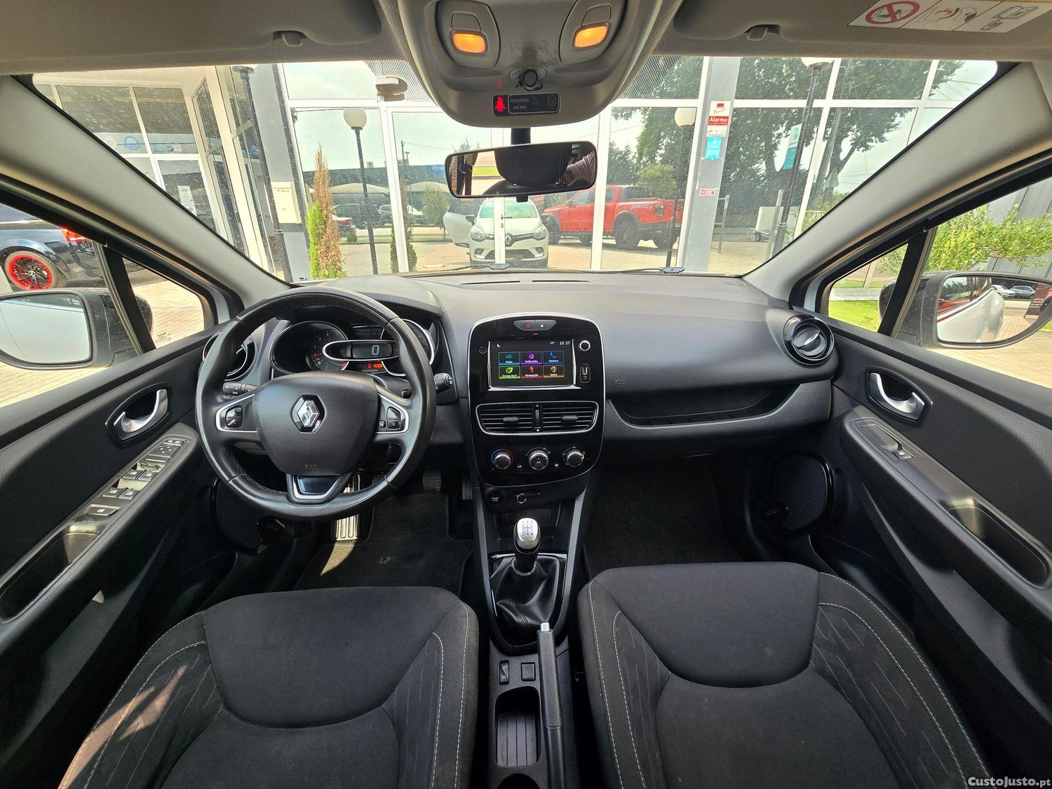 Renault Clio 1.5 dCi Limited Edition — fotografia 15