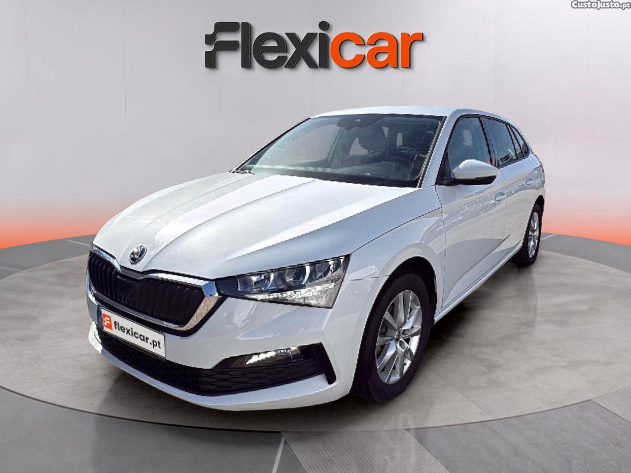 Skoda Scala 1.0 TSI Ambition — fotografia 15