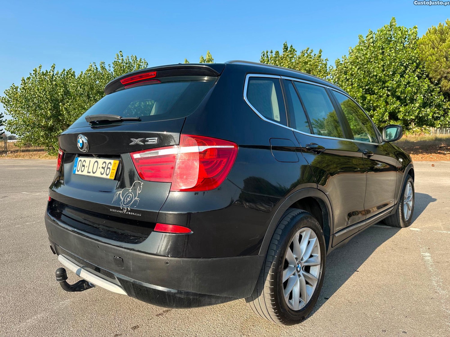 BMW X3 2.0xdrive — fotografia 8