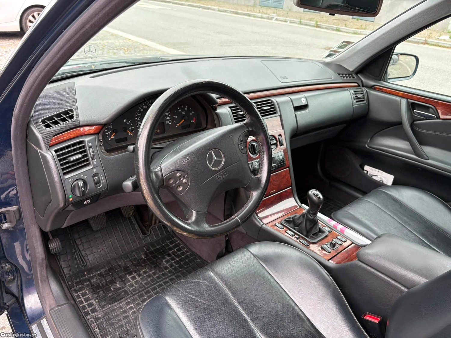 Mercedes-Benz Classe E Elegance CDI — fotografia 4