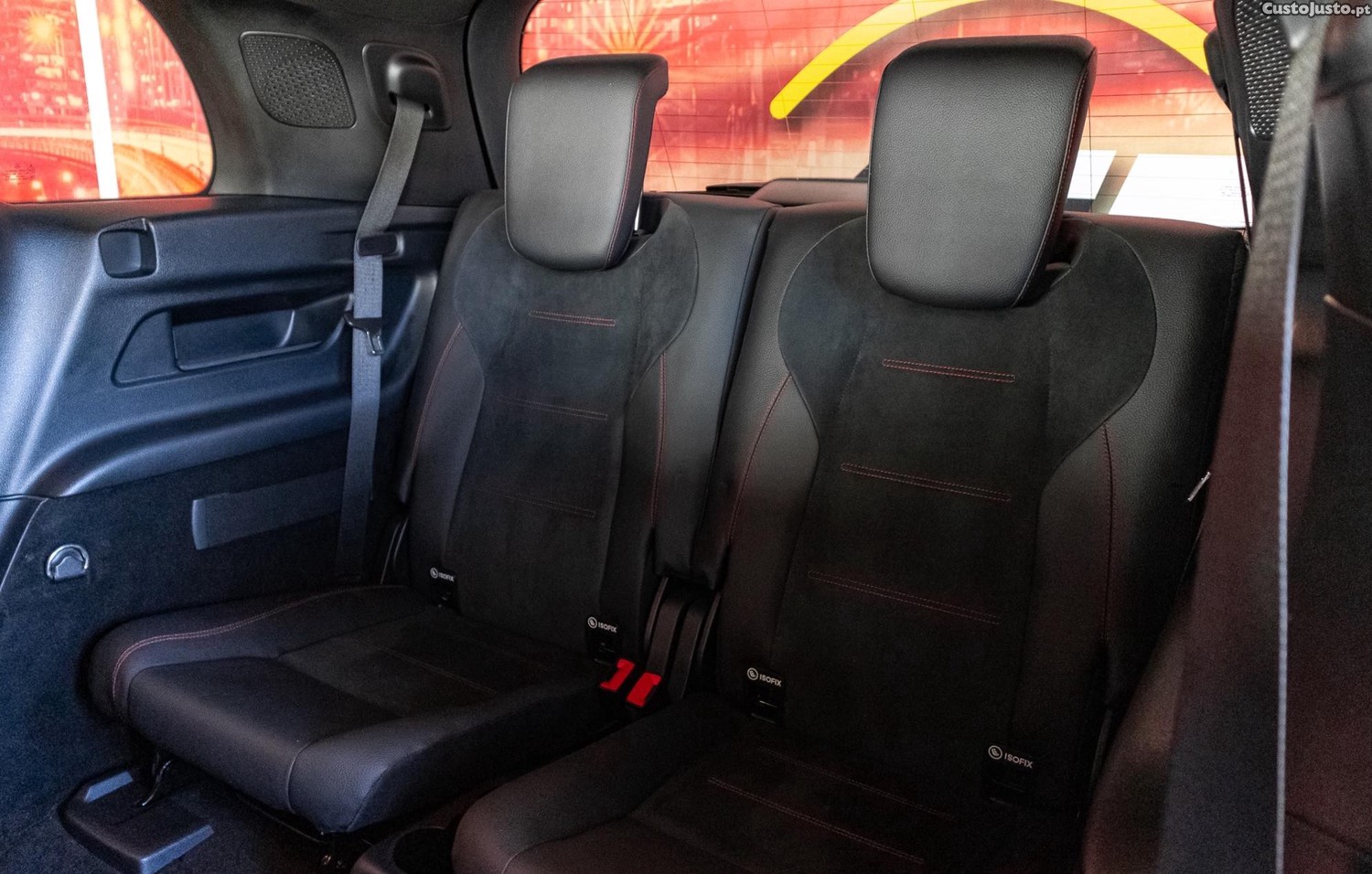Mercedes-Benz GLB 220 D AMG LINE 7 Lugares — fotografia 5