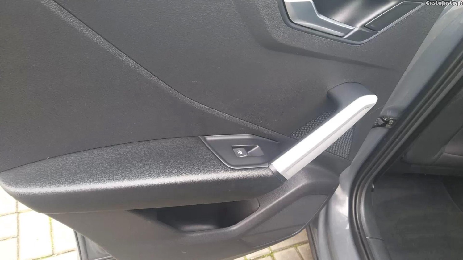 Audi Q2 1.6 tdi design — fotografia 9