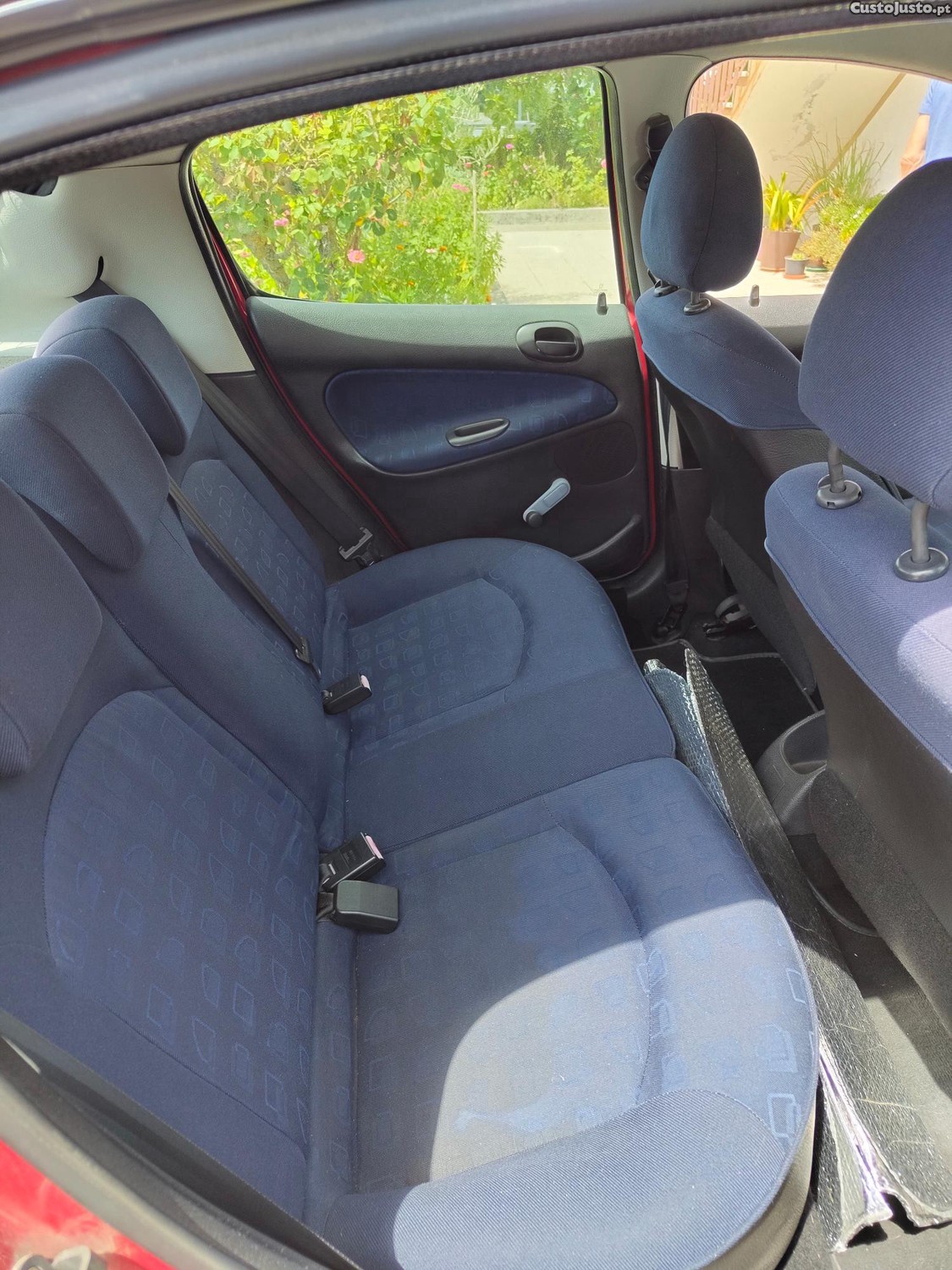 Peugeot 206 (2*Hfx*) — fotografia 2