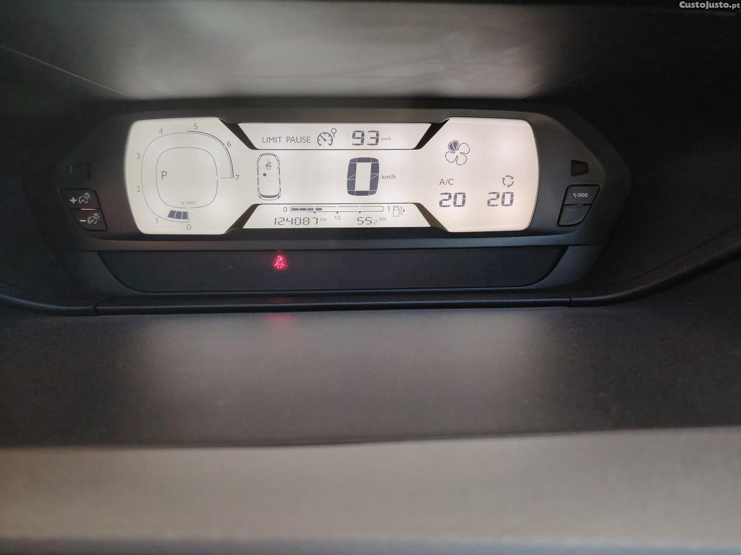 Citroën C4 Grand Picasso 1.6 BLUE HDI 120CV AUTO 7 LUGARES — fotografia 9