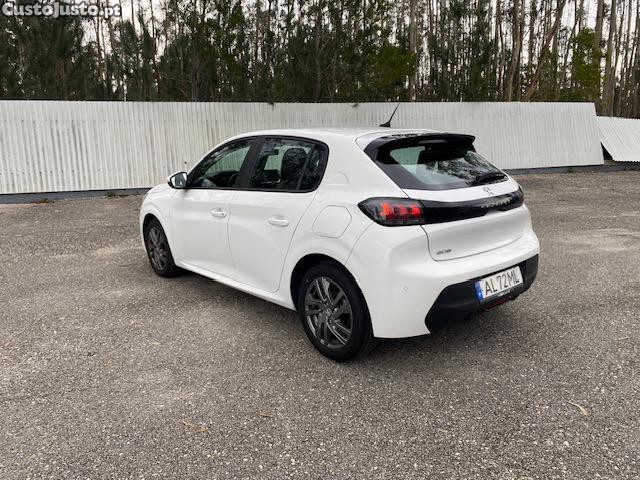 Peugeot 208 1.5 BlueHDI 102 Cv** Caixa de 6 Velocidades** — fotografia 8