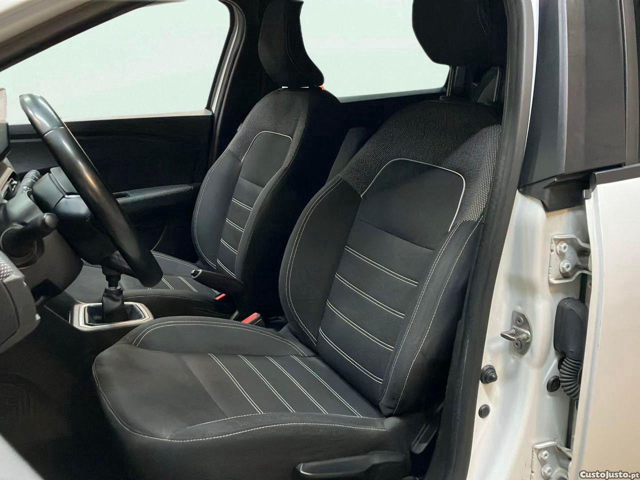 Dacia Jogger 1.0 TCe 90 ECO-G — fotografia 6