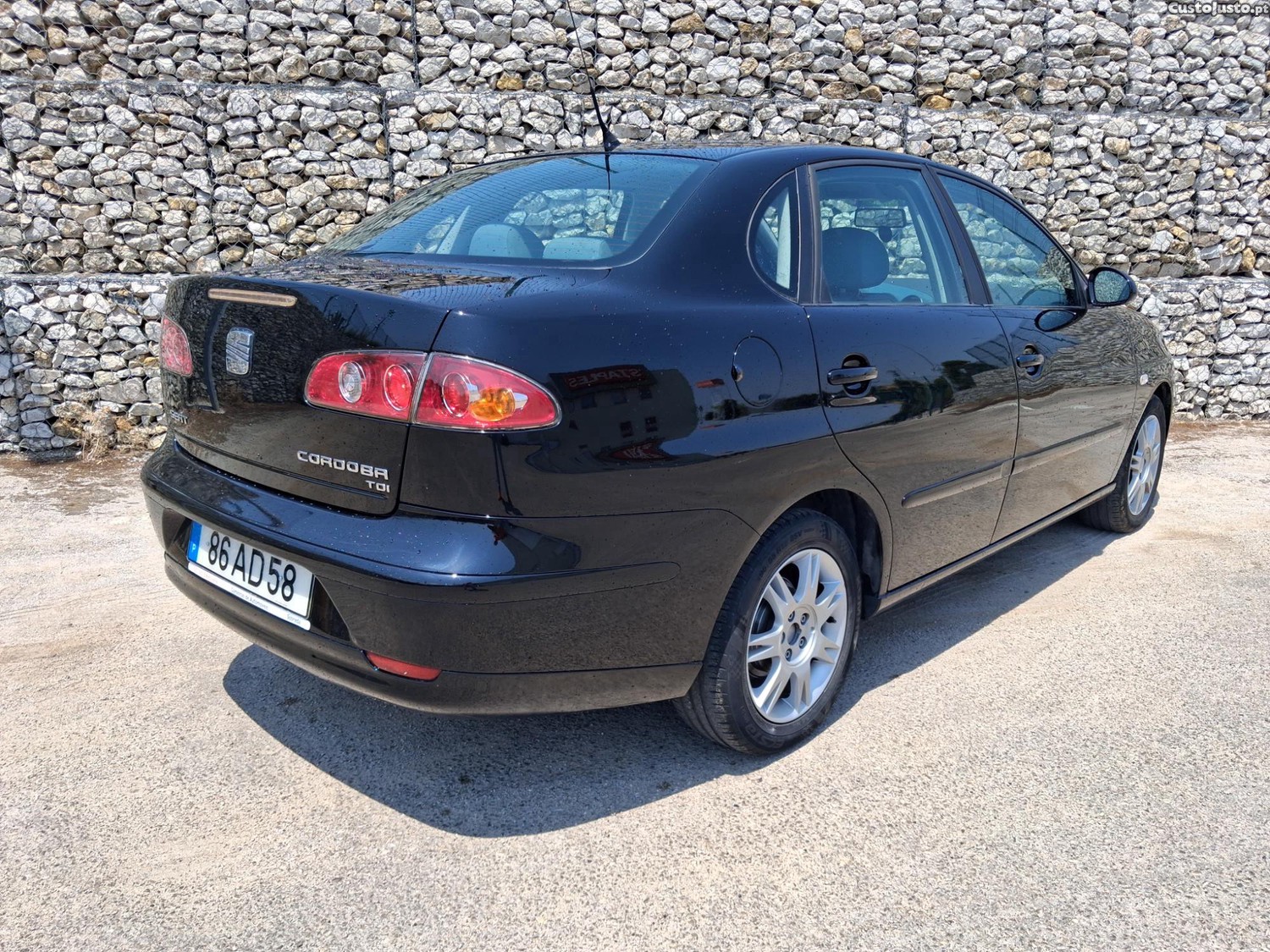 Seat Cordoba 1.4 TDI insp.2027 - 05 foto 2