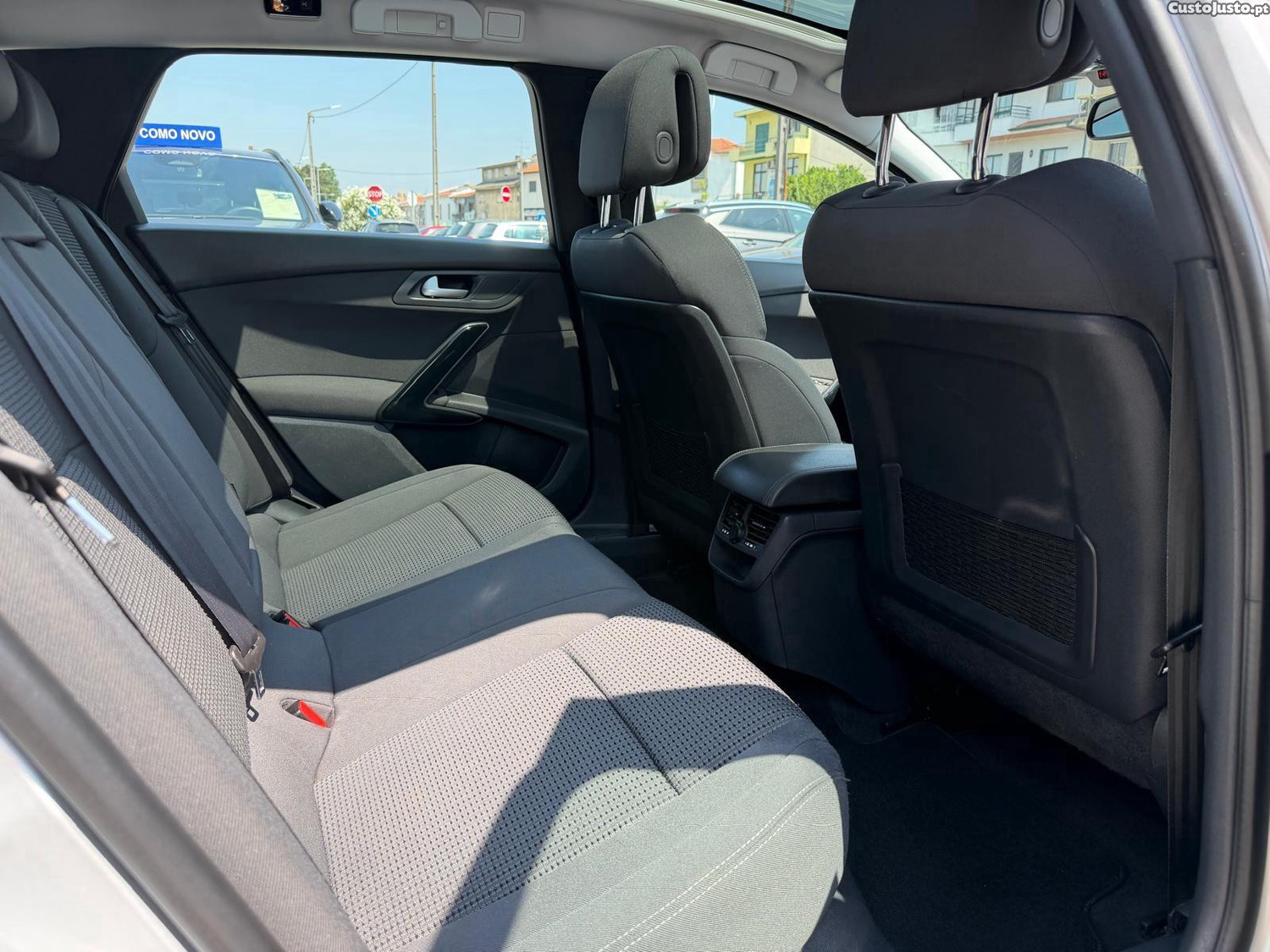 Peugeot 508 SW 1.6 BlueHDi Allure — fotografia 11