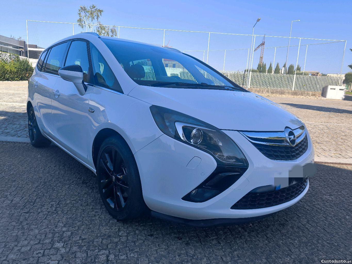 Opel Zafira Full extras — fotografia 6