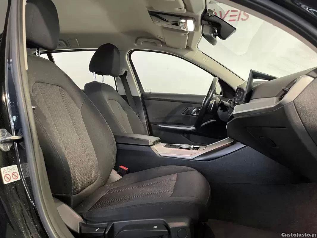 BMW 318 D auto — fotografia 18