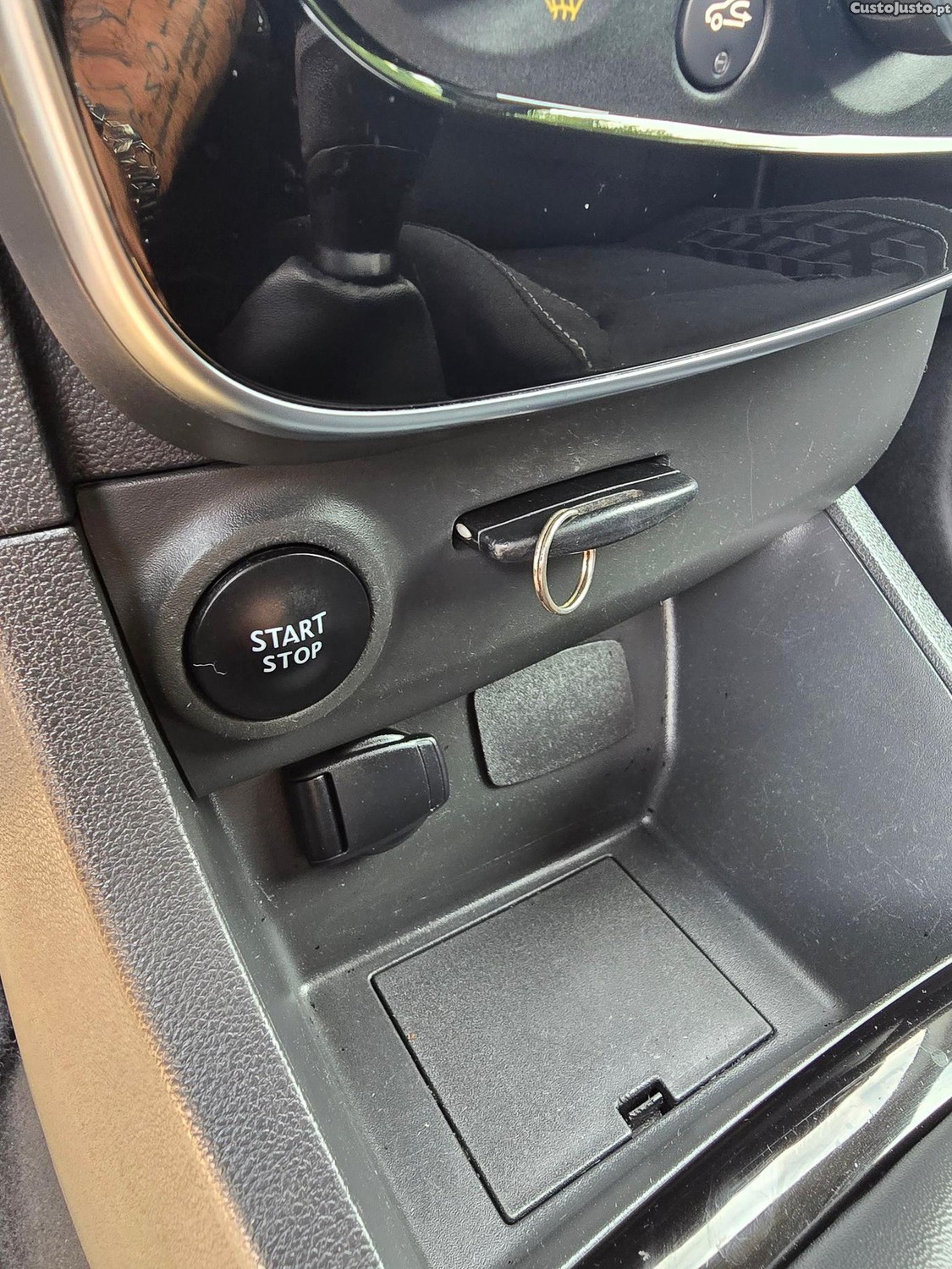 Renault Clio 1.5 dCi Limited Edition — fotografia 10