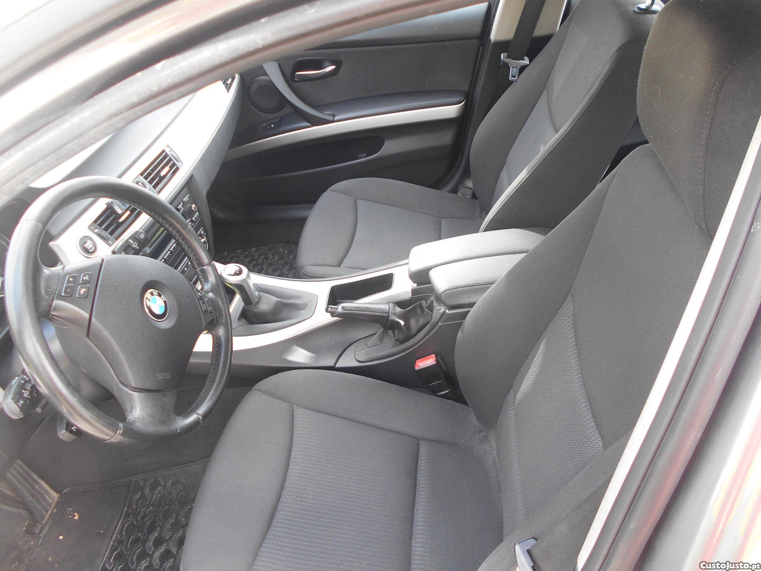 BMW 320 touring — fotografia 2