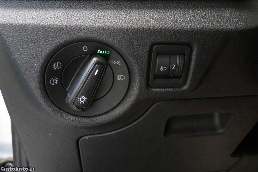 Skoda Kamiq 1.0 TSI Style DSG — fotografia 11