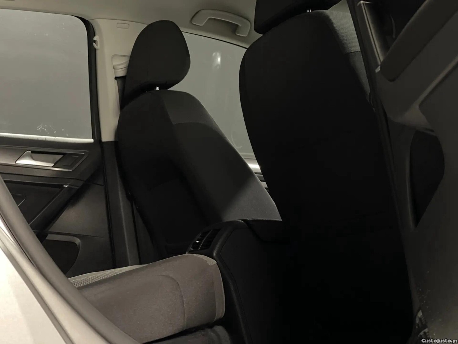 Volkswagen Golf 1.5 TSI Stream DSG — fotografia 5