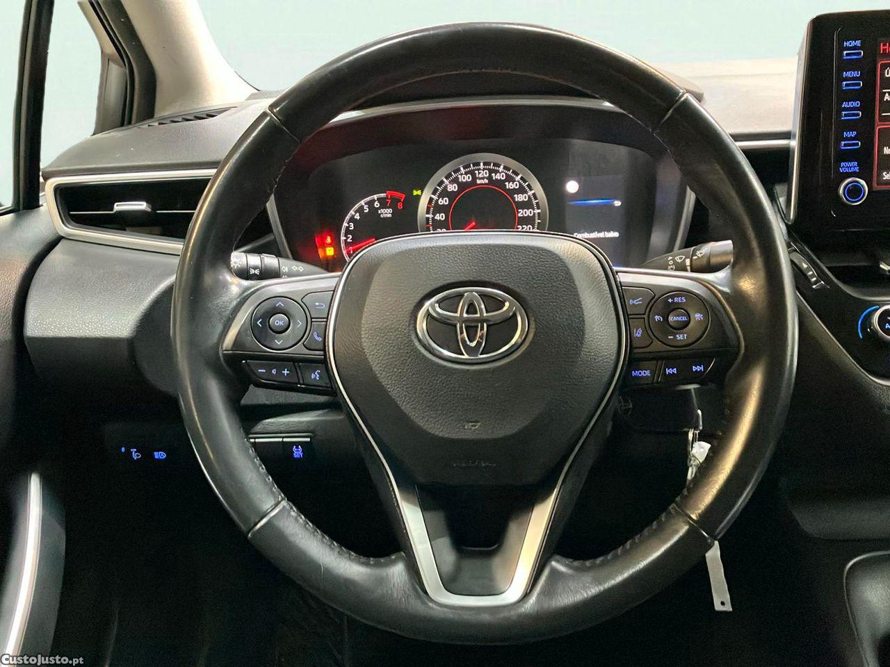Toyota Corolla 1.5 VVT COMFORT — fotografia 15