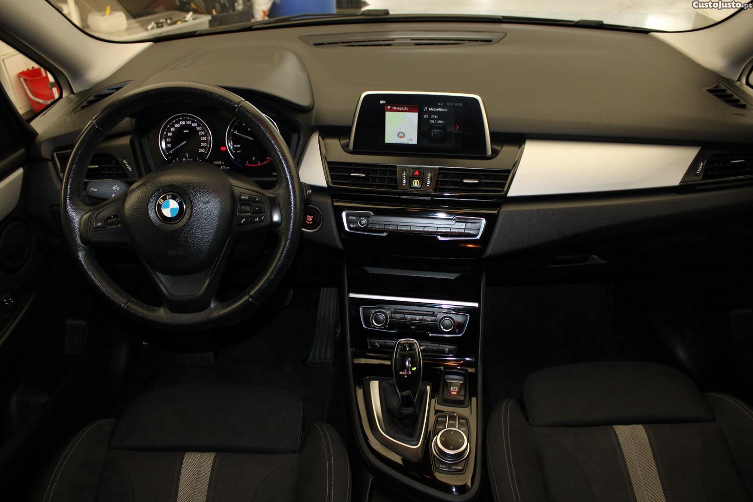BMW 216 Gran Tourer 1.5 D (AUTO) — fotografia 26
