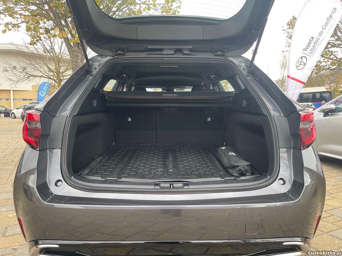 Toyota Corolla TS 1.8 Hybrid Comfort — fotografia 9