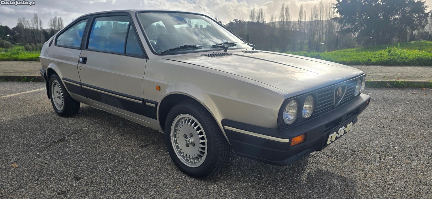 Alfa Romeo Sprint Veloce Veloce 1.3 | 1987 | Certificado ACP Histórico — fotografia 17