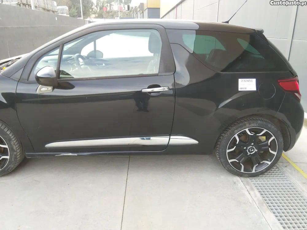 Citroën DS3 1.6 VTi 120 (88 kW / 120 cv) [04.2010 - 07.2015] - 13 — photo 3