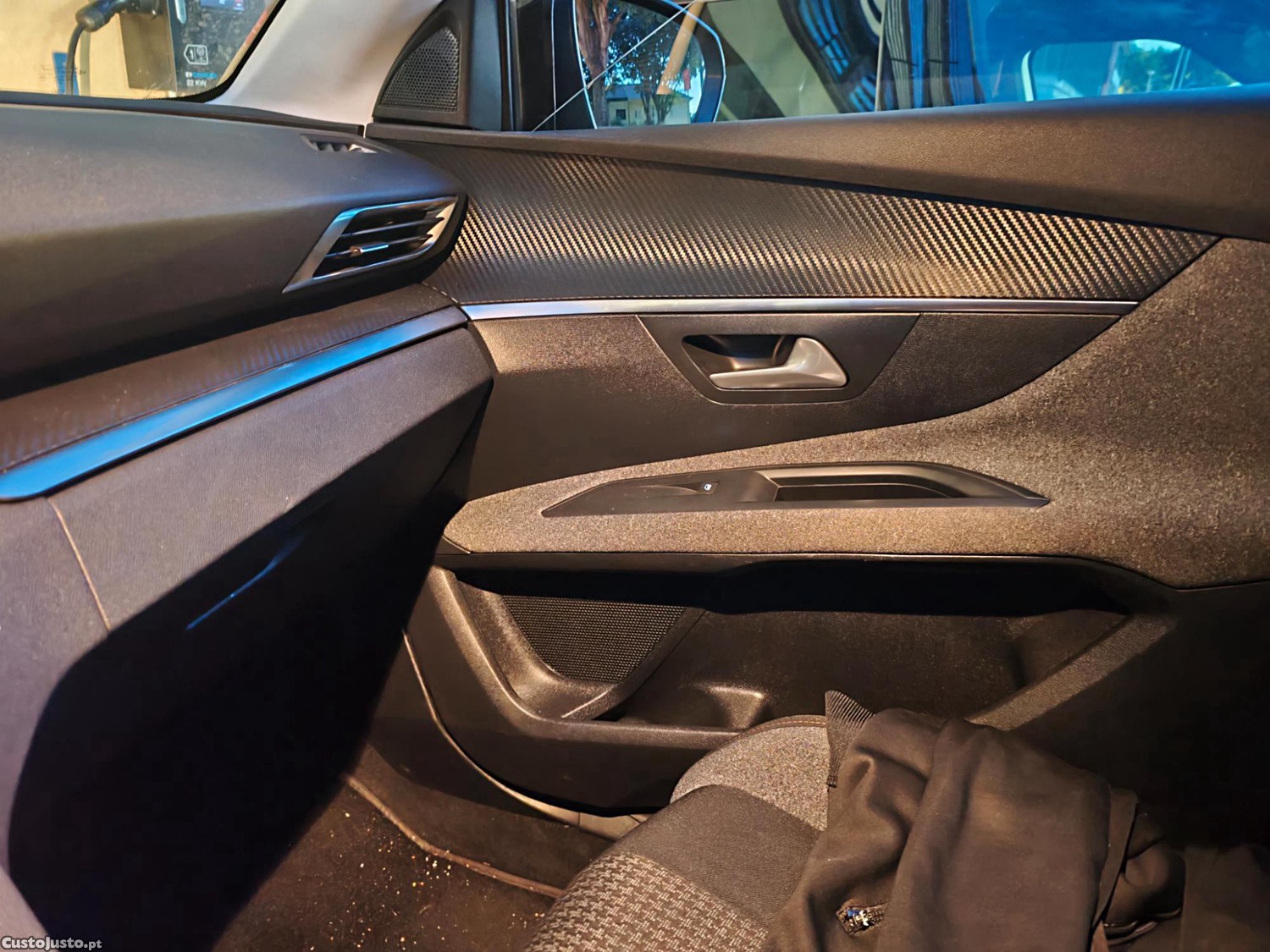 Peugeot 3008 Pureteck — fotografia 4