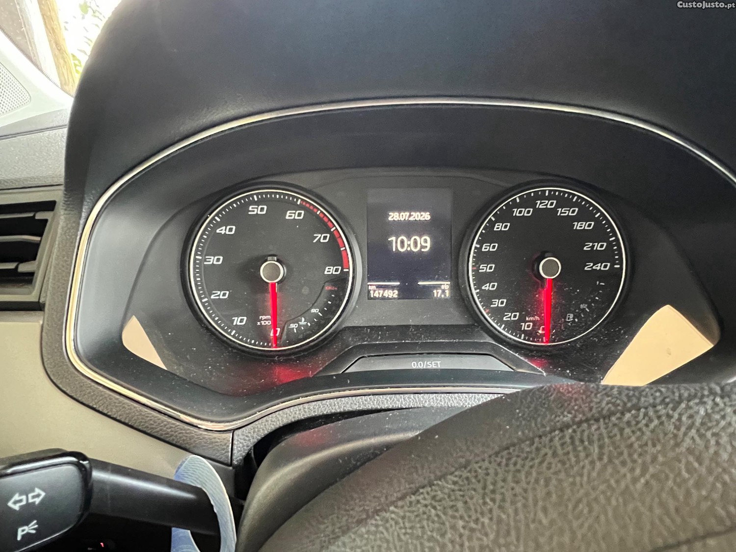 SEAT Ibiza Tsi — fotografia 4