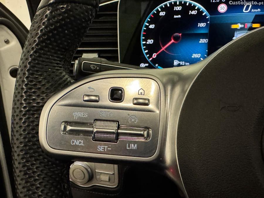 Mercedes-Benz GLE 400 d Coupé 4Matic — fotografia 7