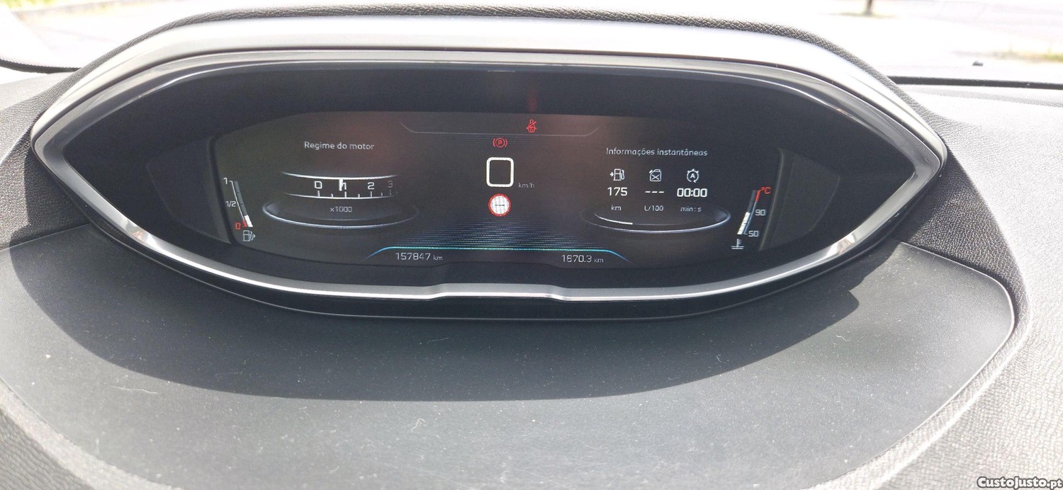 Peugeot 3008 1.6 bluehdi 120cv — fotografia 2